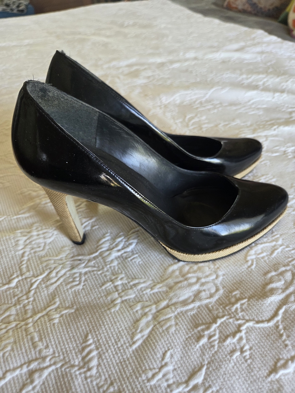 Stuart Weitzman | Black Patent Pumps Platform Trim